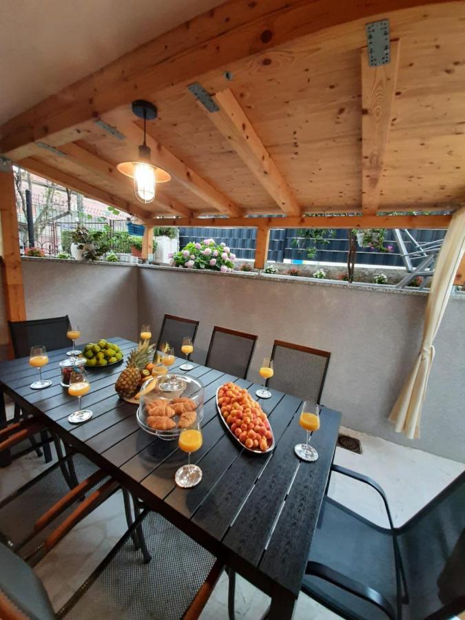 Apartment Radalj Kaštela Exteriör bild