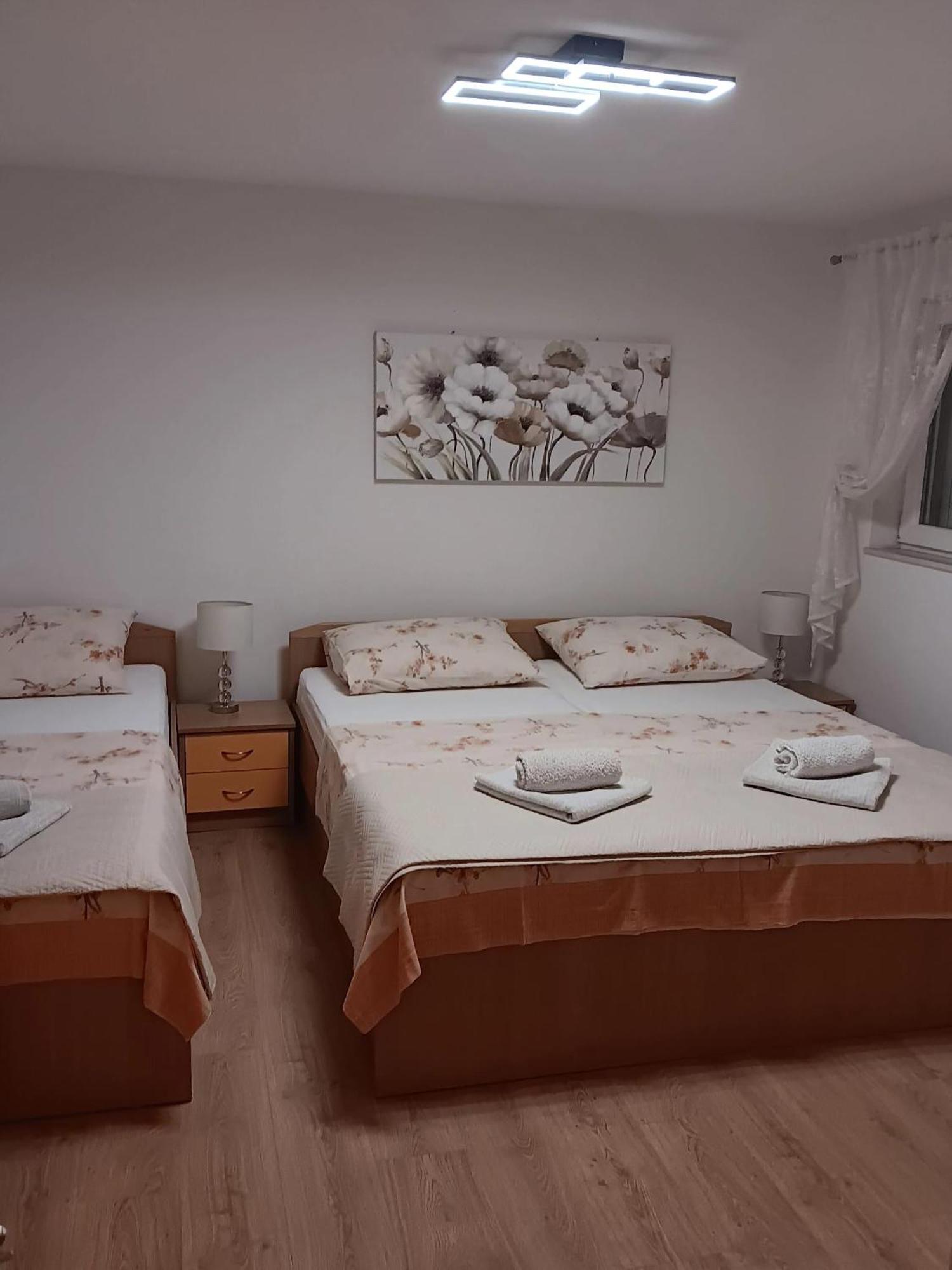 Apartment Radalj Kaštela Exteriör bild