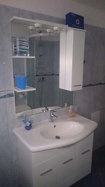 Apartment Radalj Kaštela Rum bild