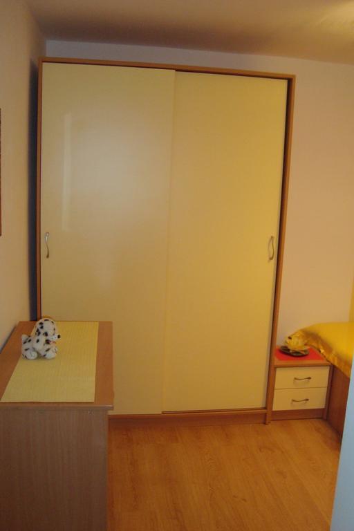 Apartment Radalj Kaštela Rum bild