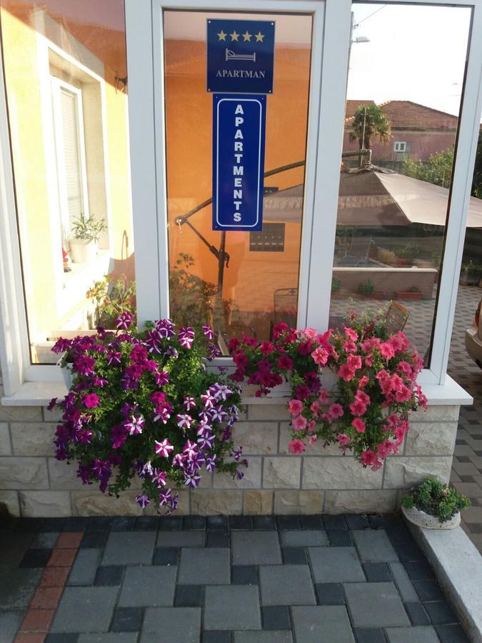 Apartment Radalj Kaštela Exteriör bild